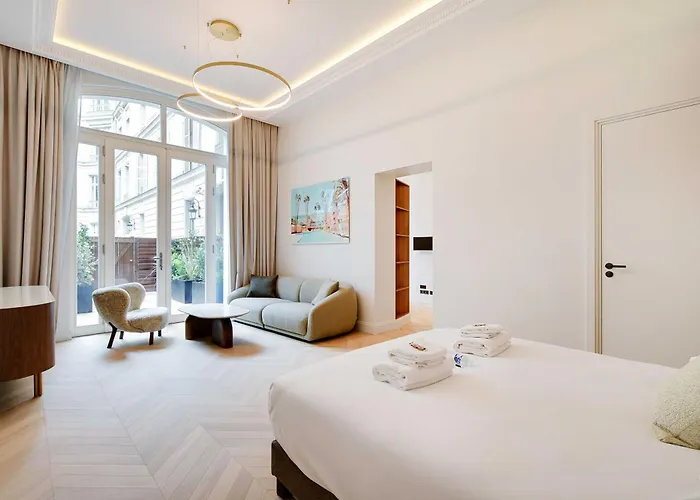 Luxury With Ac - Georgev-champs Elysees アパート